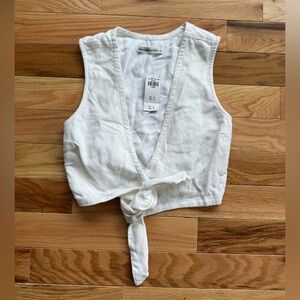 NWT Abercrombie White Sleeveless Tie-Front Top